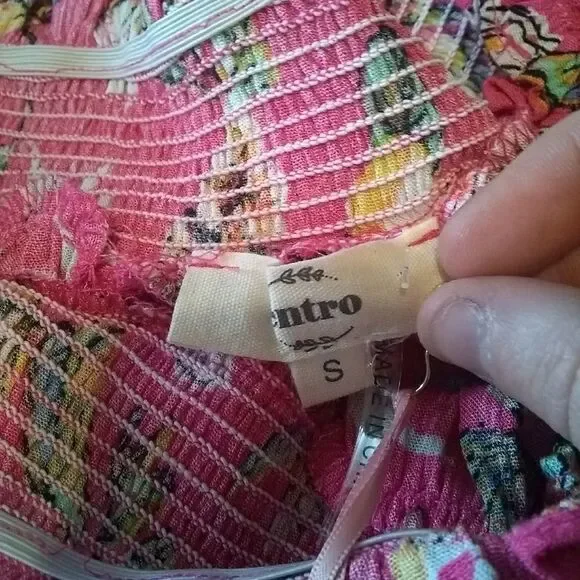 Bnwt boutique pink Entro floral blouse - Picture 4 of 4